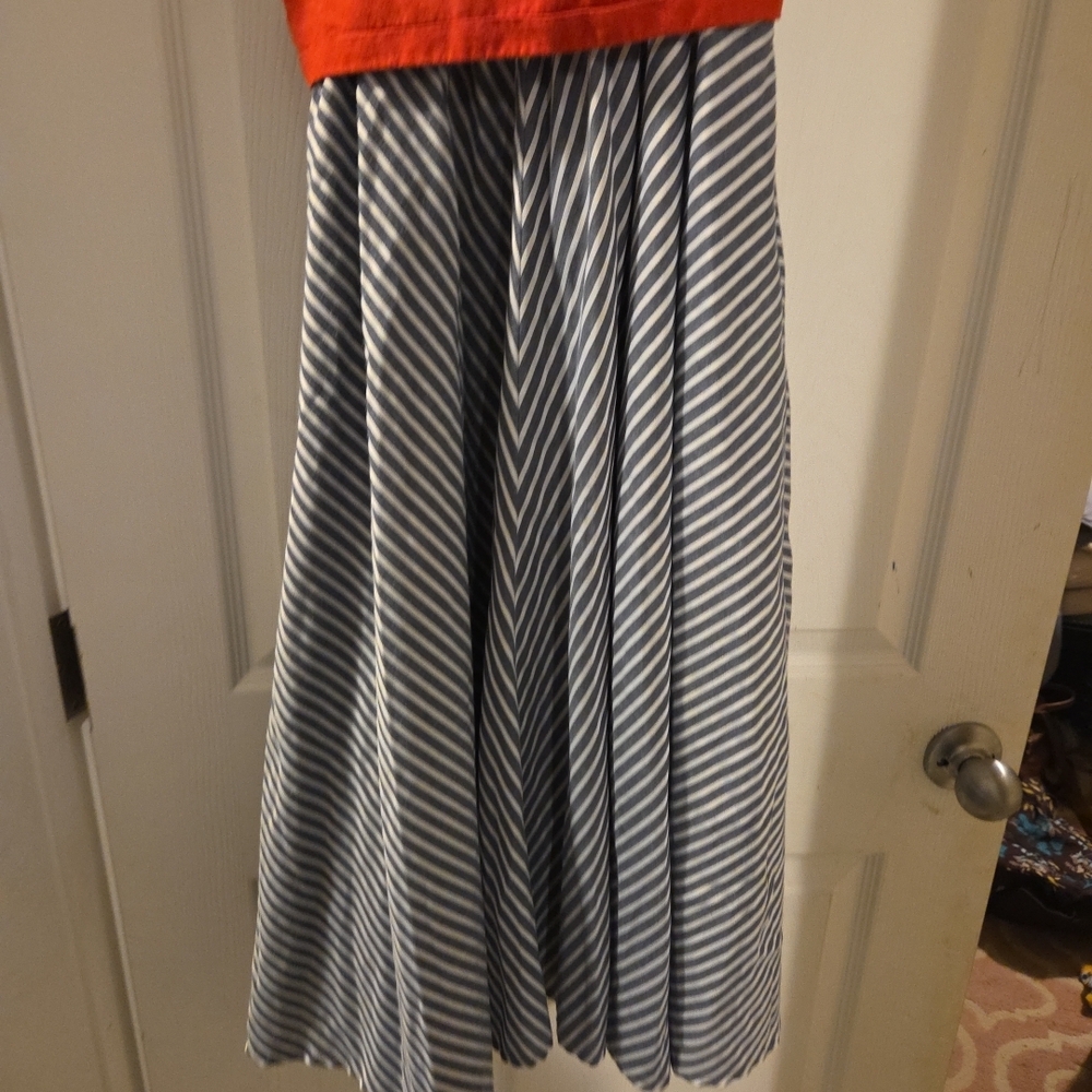 Chic Striped Women's Dress‎ with Red Accent - Picture 5 of 5